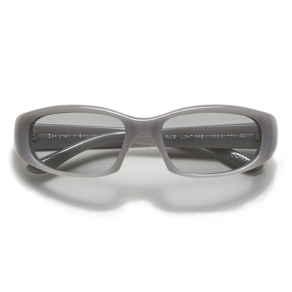 Fade / Photochromic Grey & Grey Lens